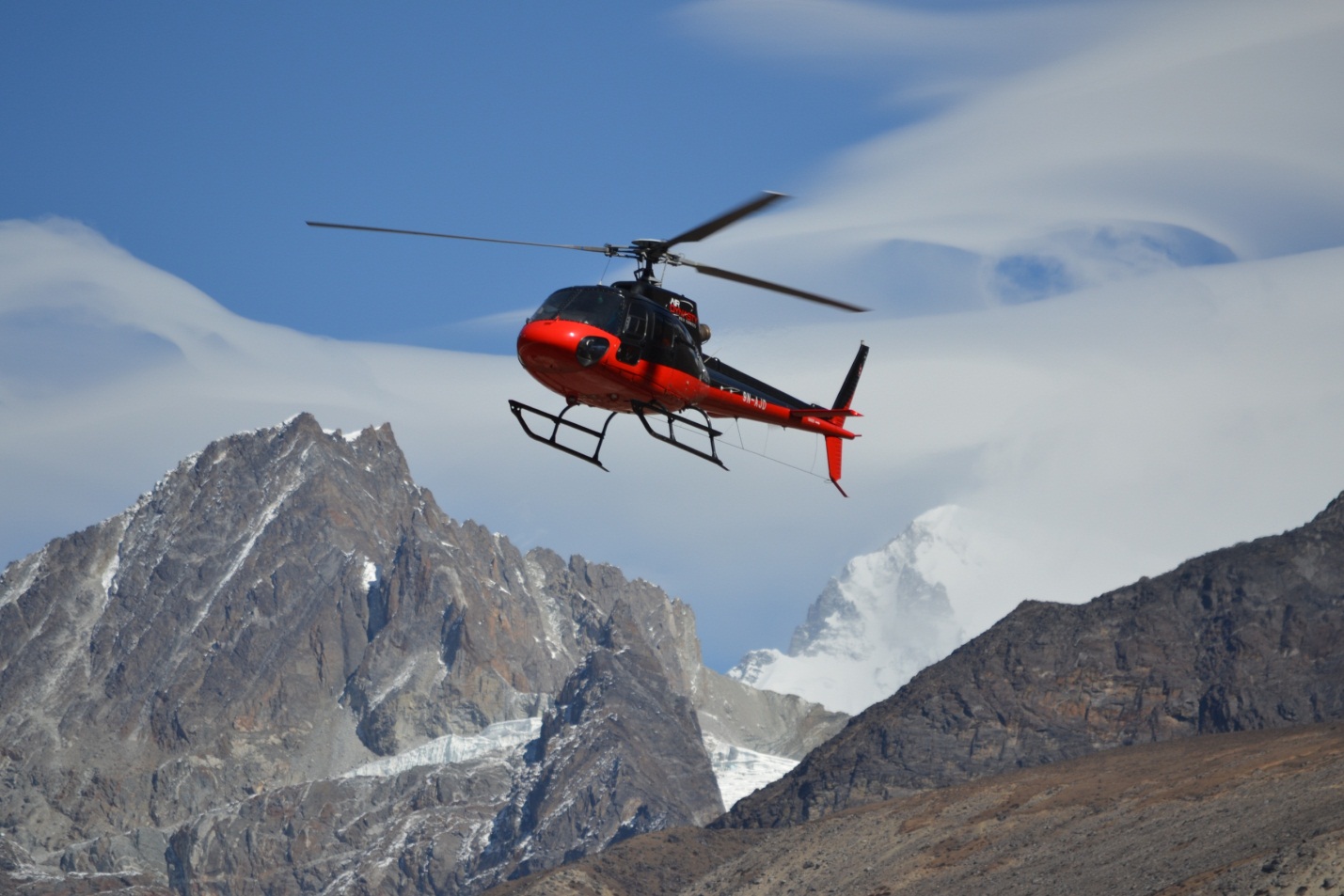 Medevac: The Critical Role of Rescue Helicopters in Emergency Medical Evacuations