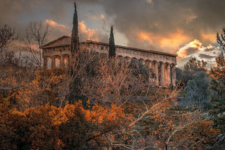 When Travel to Greece Is at Its Best