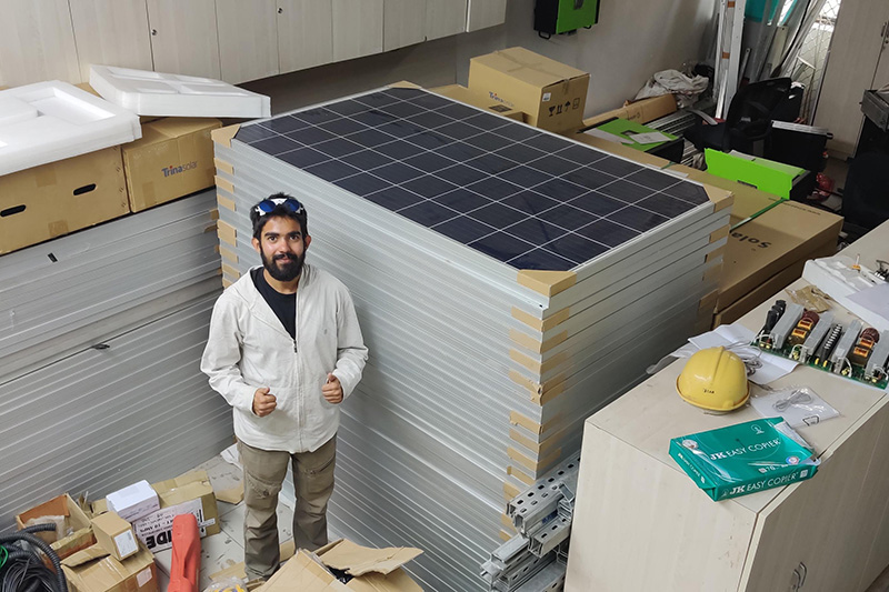 Harshvardhan-Joshi-solar-panels