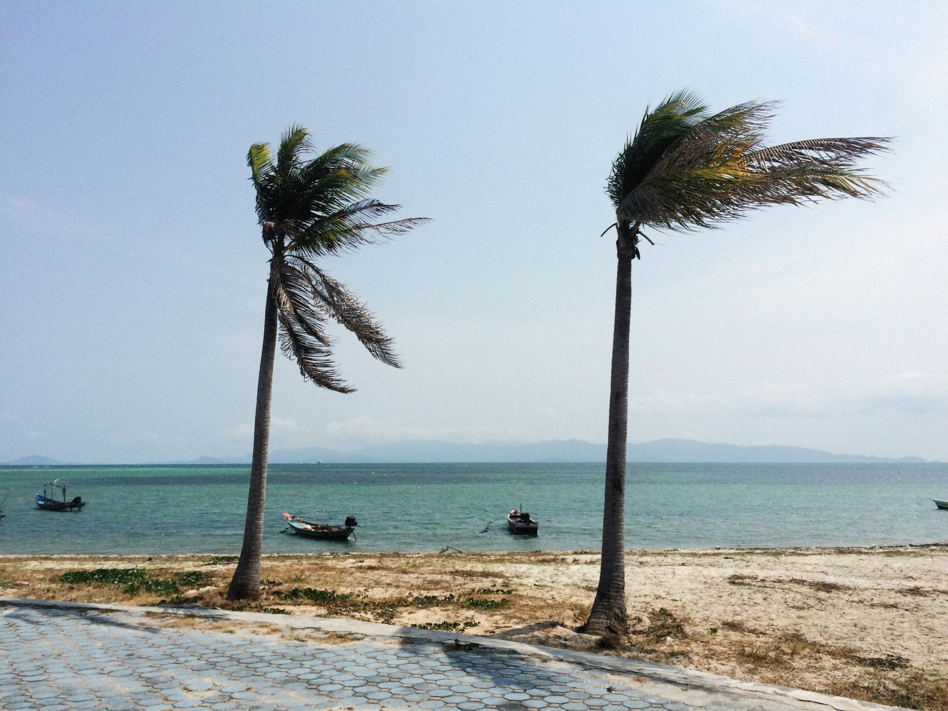 How To Prepare Hurricanes, Typhoons and Cyclones When Traveling